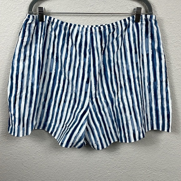 New Vince Painterly Striped Shorts Pull On Elastic Waist Blue White Sz XL - Picture 5 of 15